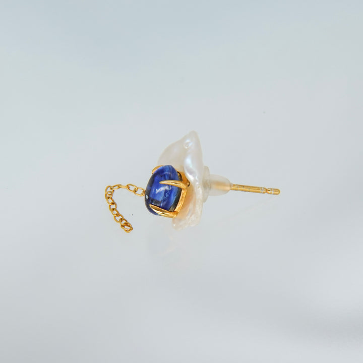 Katamimi pierced 60
