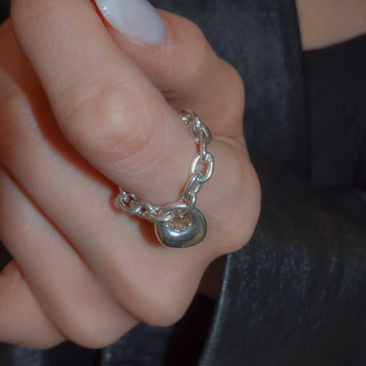 Selene 21:22 Silver Drop(銀色の滴り)