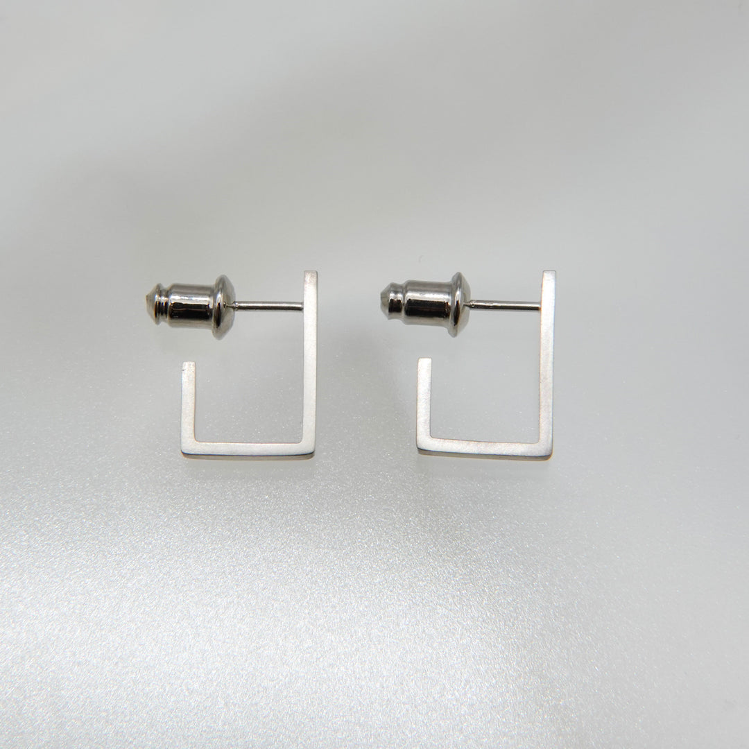 BOX THIN pierced earring