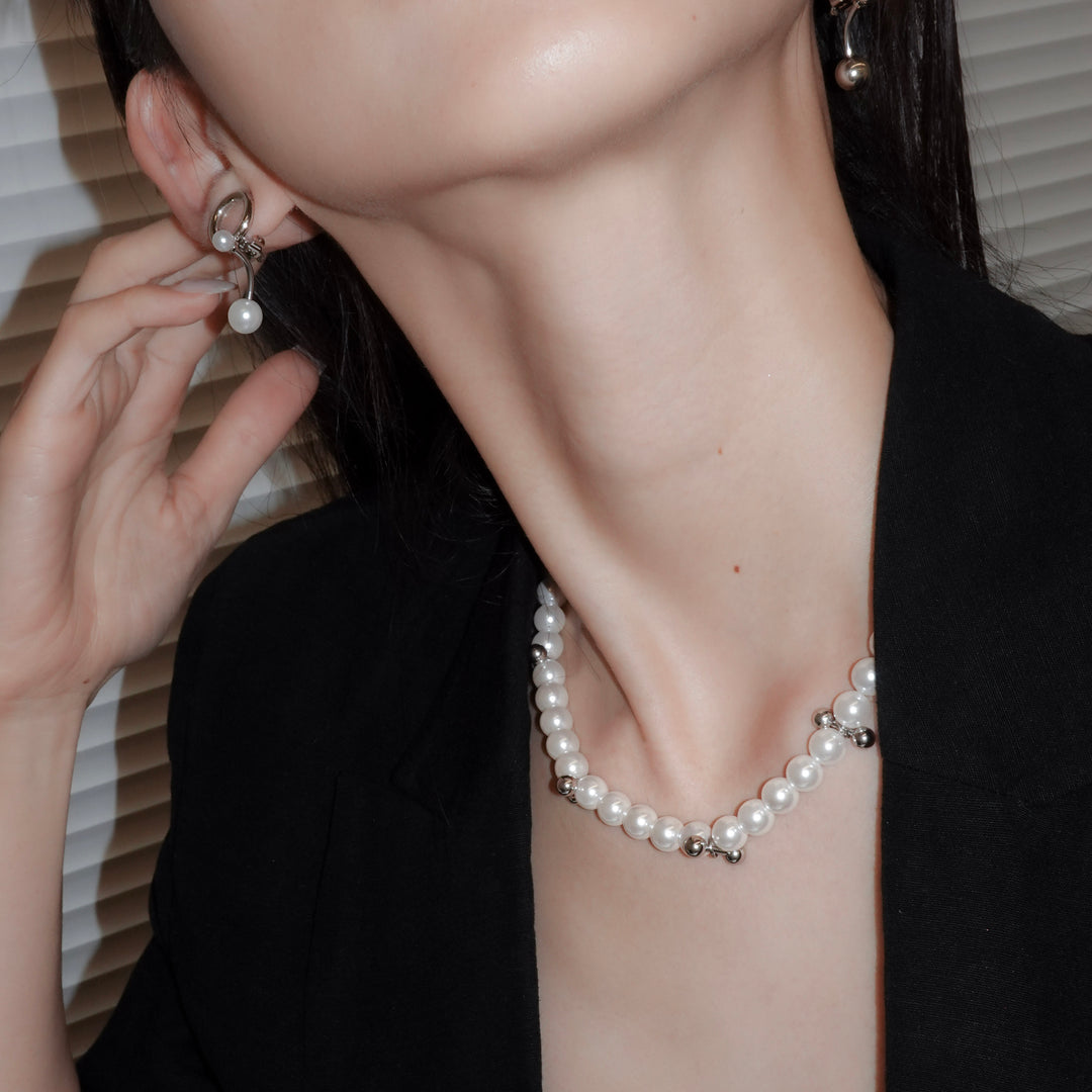 ARI CLIP-ON EARRINGS