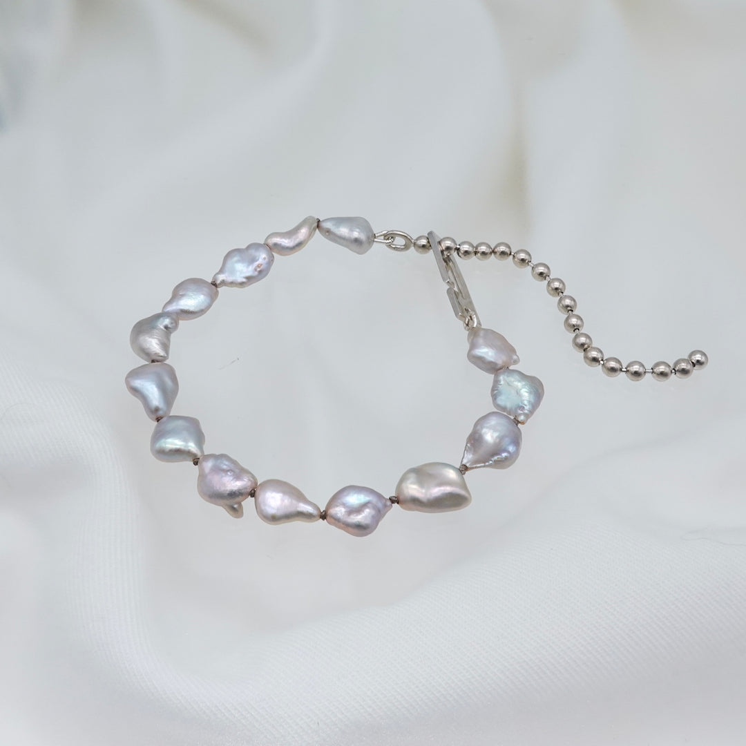 Ball Chain Bracelet / Grey Keshi Pearl