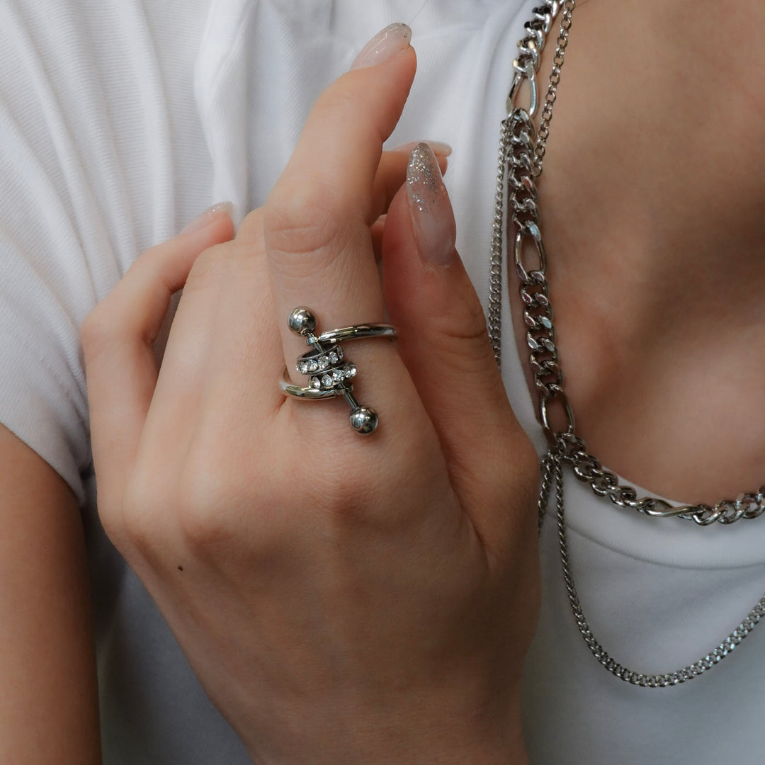 MOLLY RING