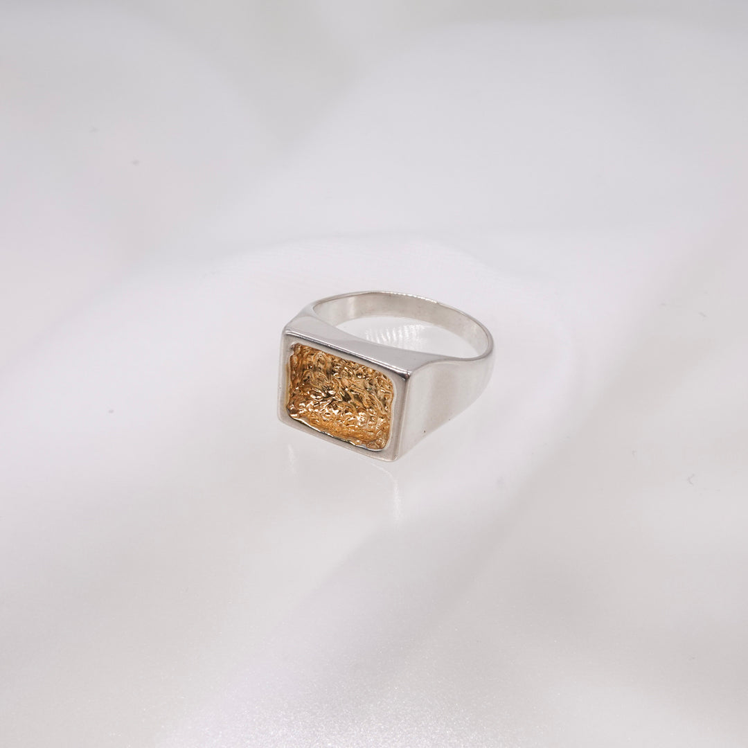 swim signet ring