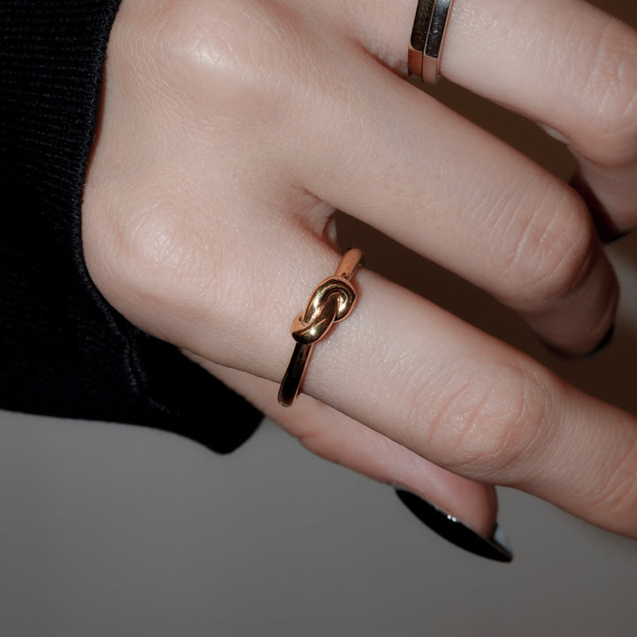 "Knot" ring (GOLD)