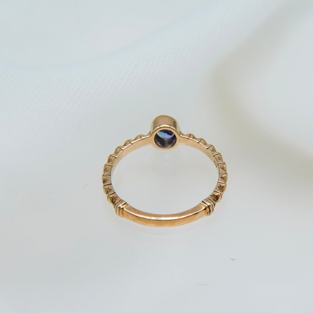 K10タンザナイトフィレンツェ彫りリング 13号