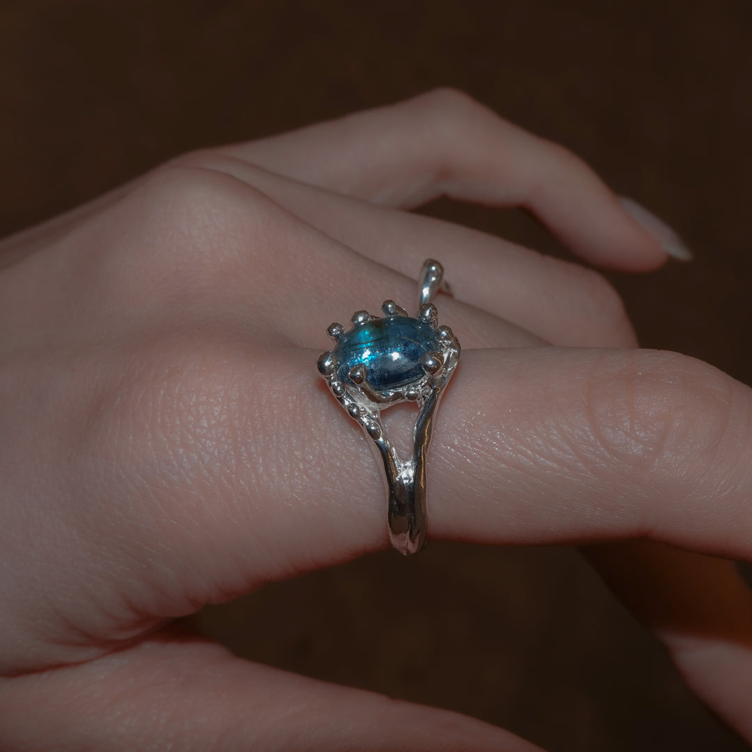 Teal Blue Kyanite Ring (SAI OOAKSeries)