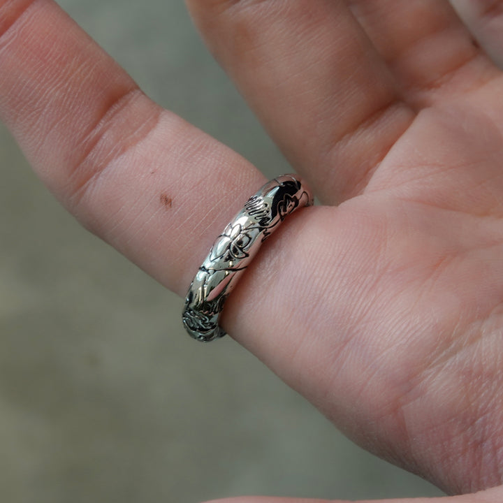 Black Millefleurs Ring