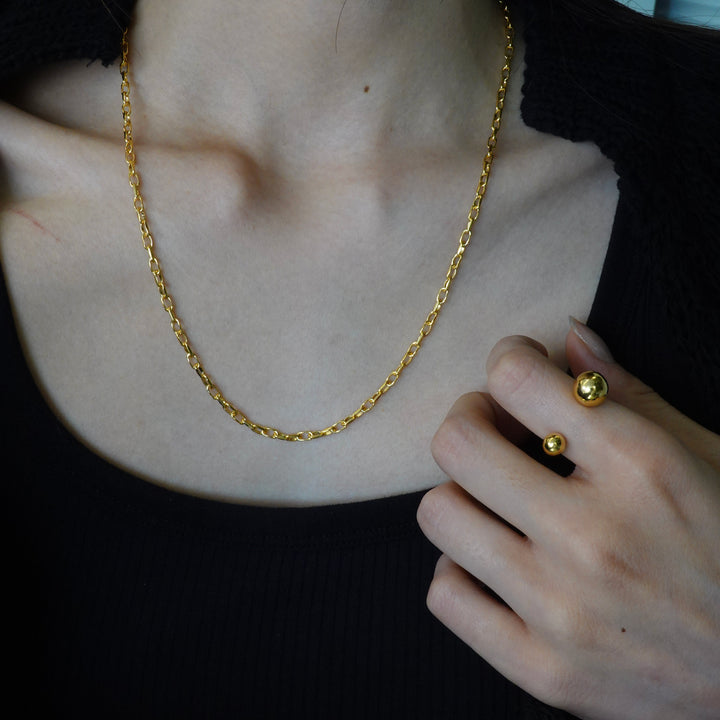 medium chain necklace