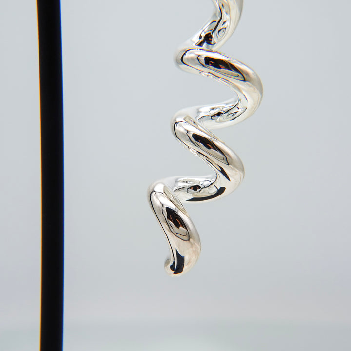 twist hollow earring(pierce) [RSTS2]
