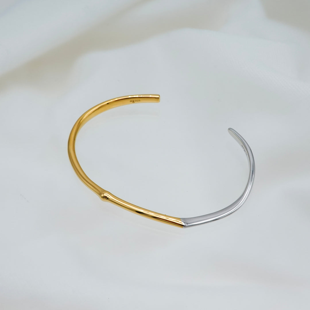 Bicolour Grass C-Bracelet