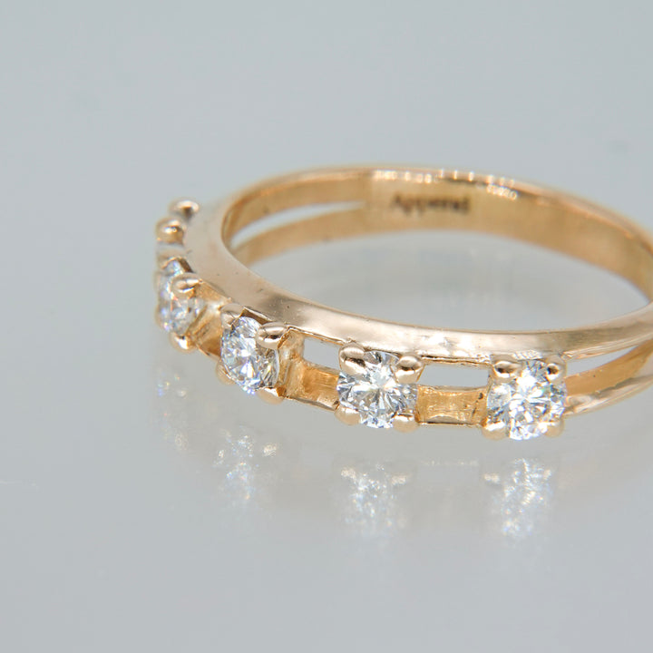 Float Half Eternity Ring -【Natural Diamond】