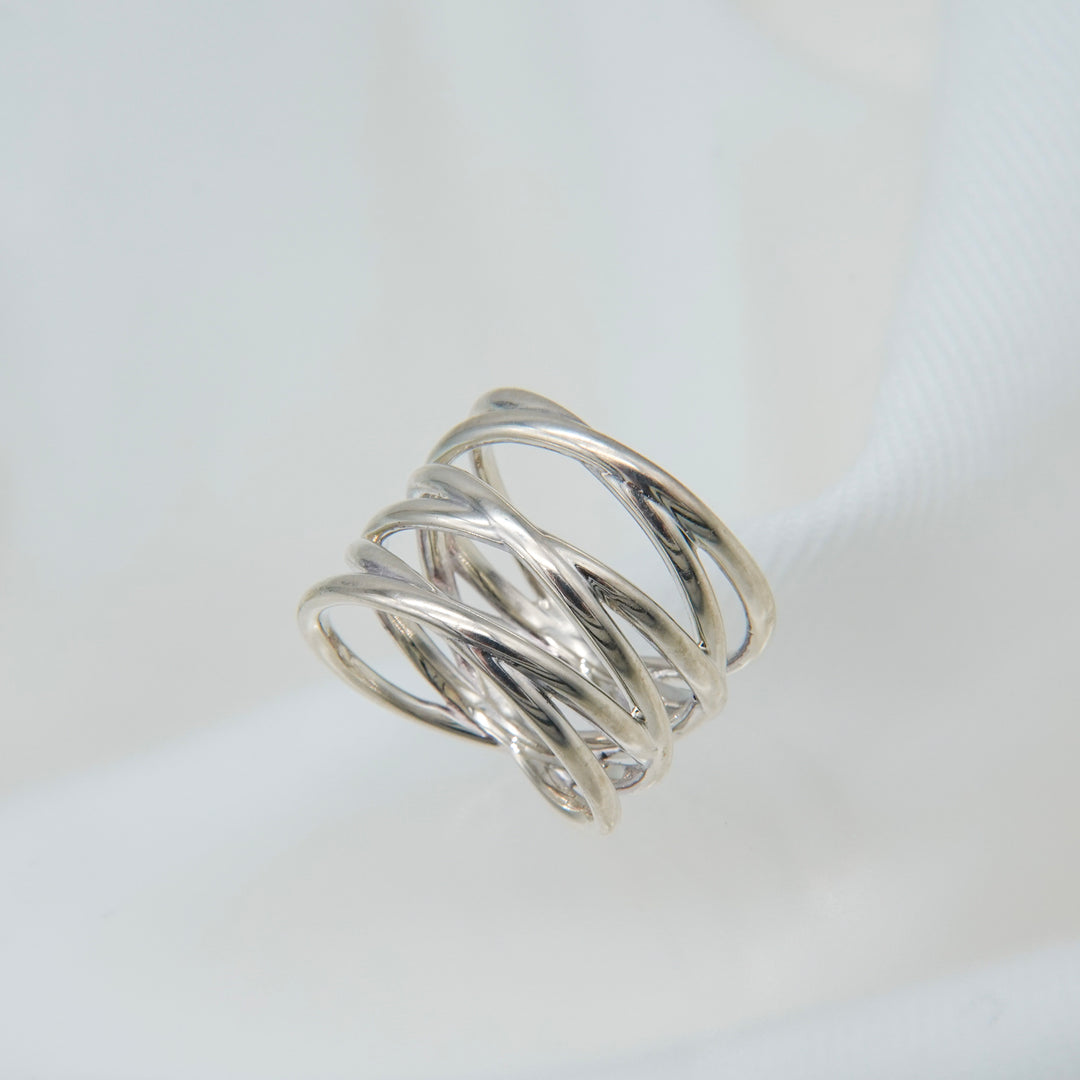 lace up ring