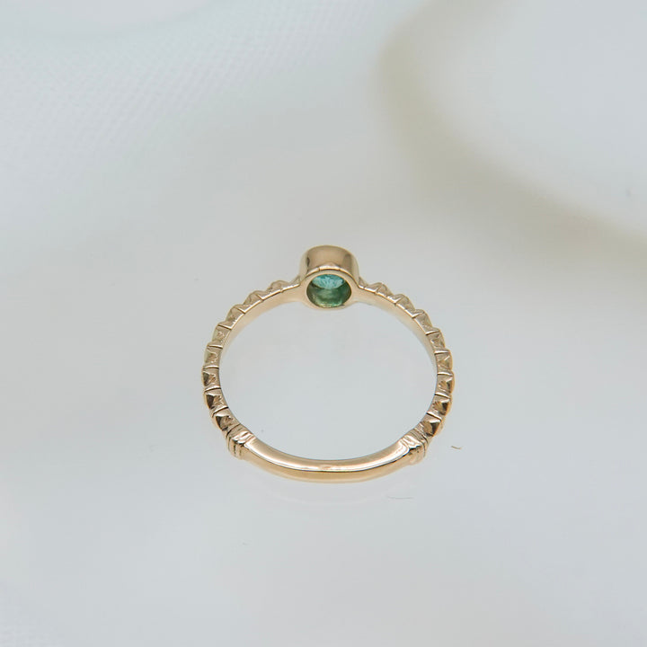 K10パライバトルマリンフィレンツェ彫りリング