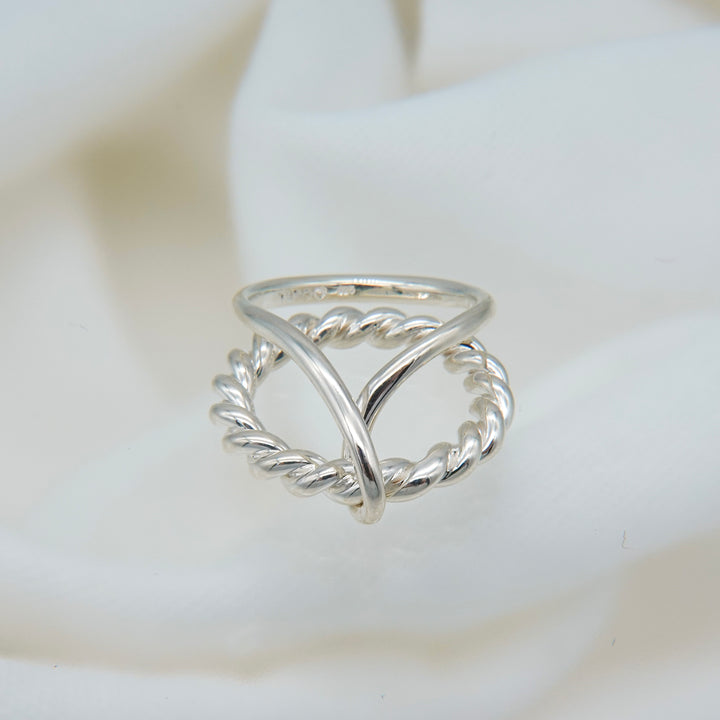 Selene 00:12 Dual Rotation（二重のまわり）