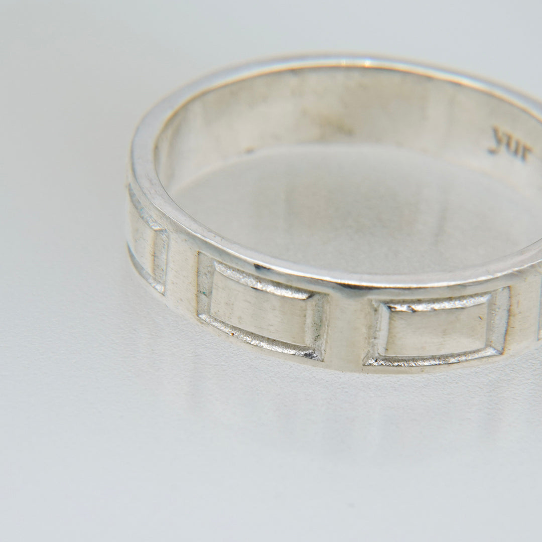 leg ring-02
