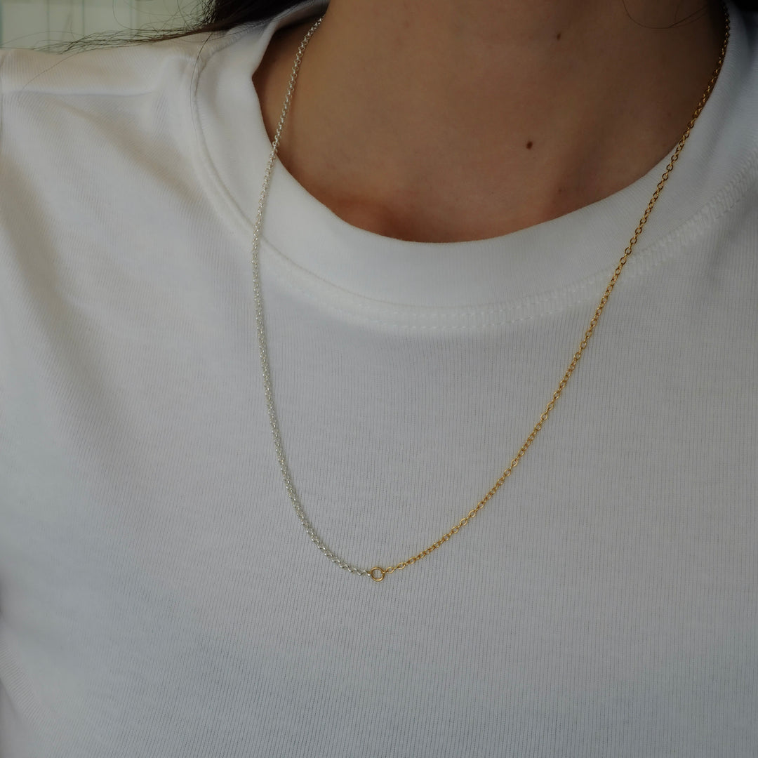 Bicolor Line Neckless