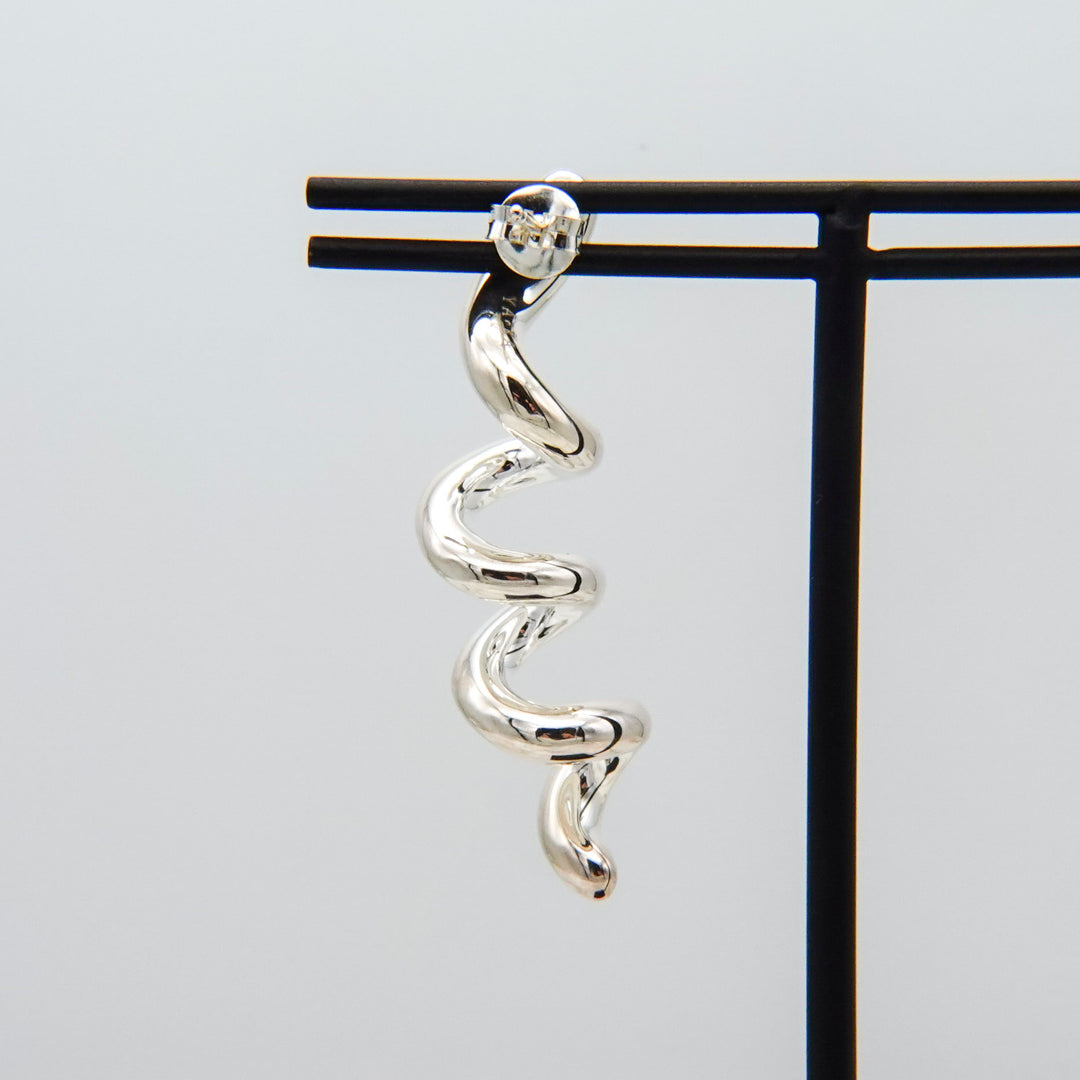twist hollow earring(pierce) [RSTS2]