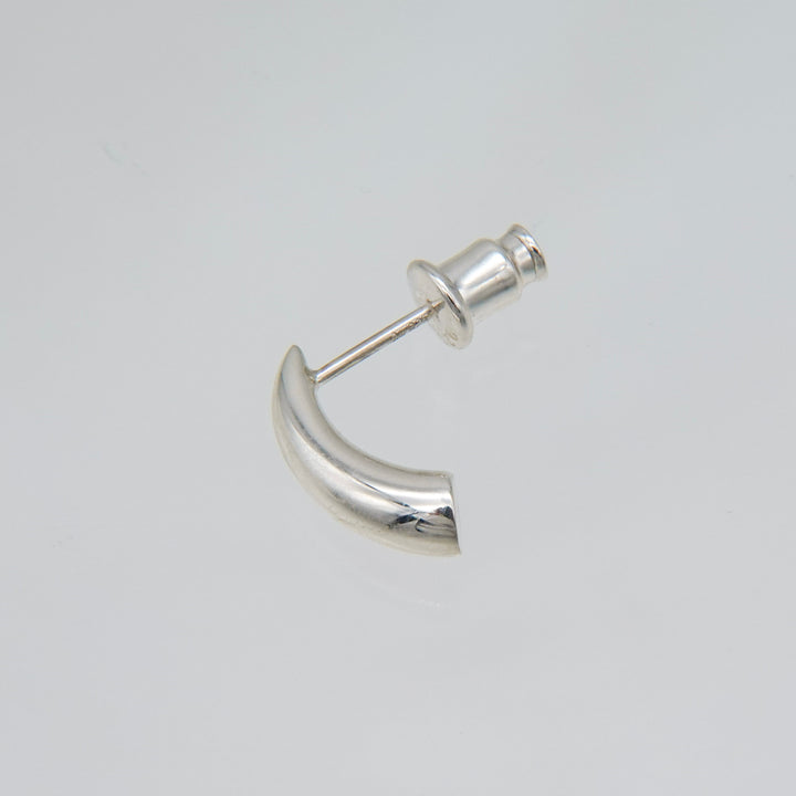 Claw pierce