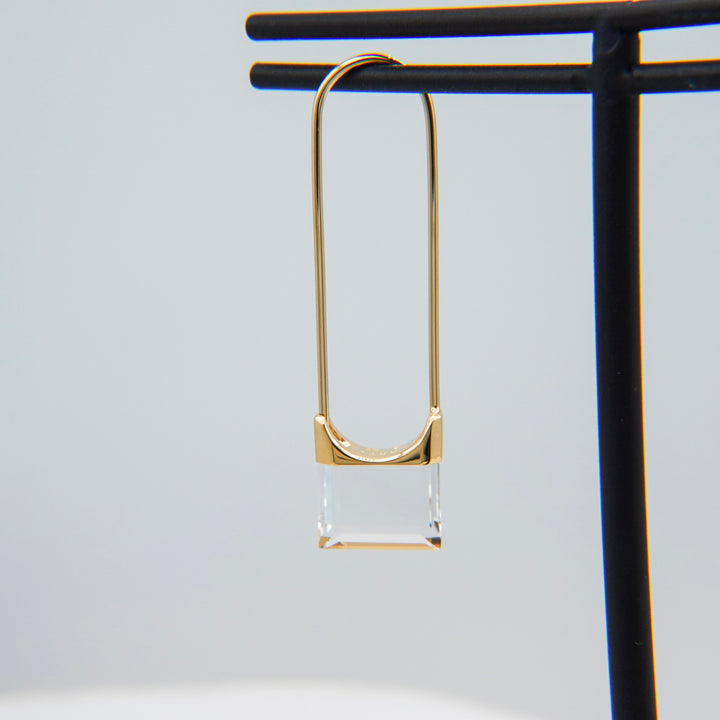Drop Quartz Pierced Earring Square
