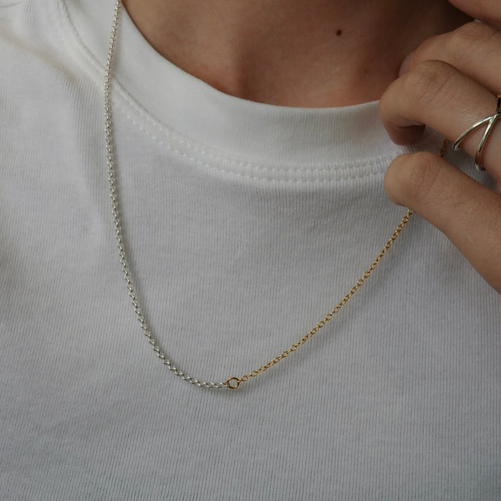 Bicolor Line Neckless