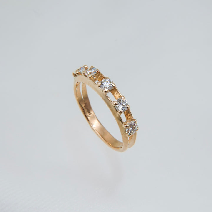 Float Half Eternity Ring -【Natural Diamond】