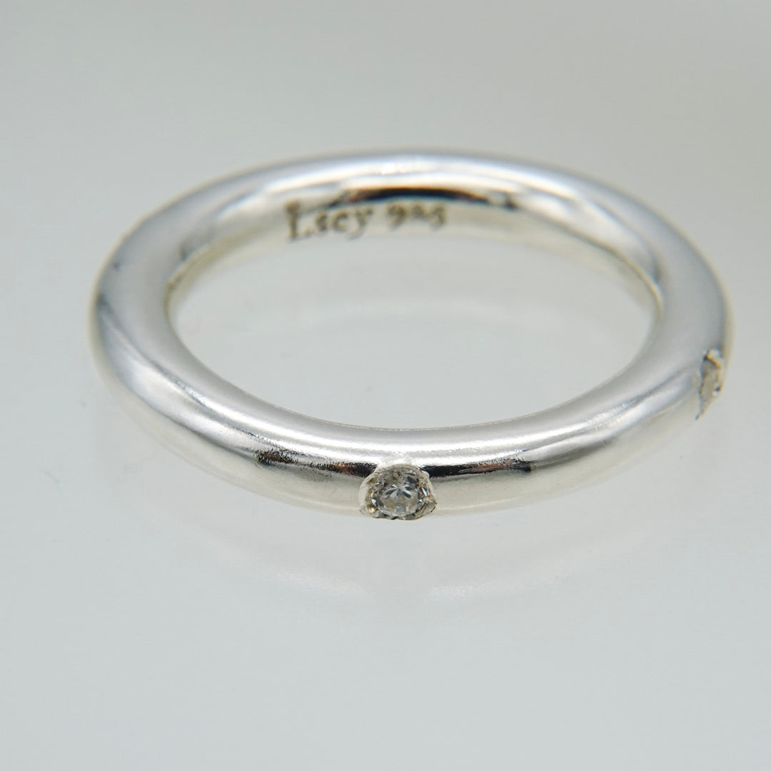 Thin sparkle ring