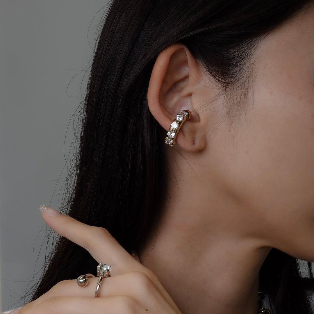 NINA GOLD EAR CUFF