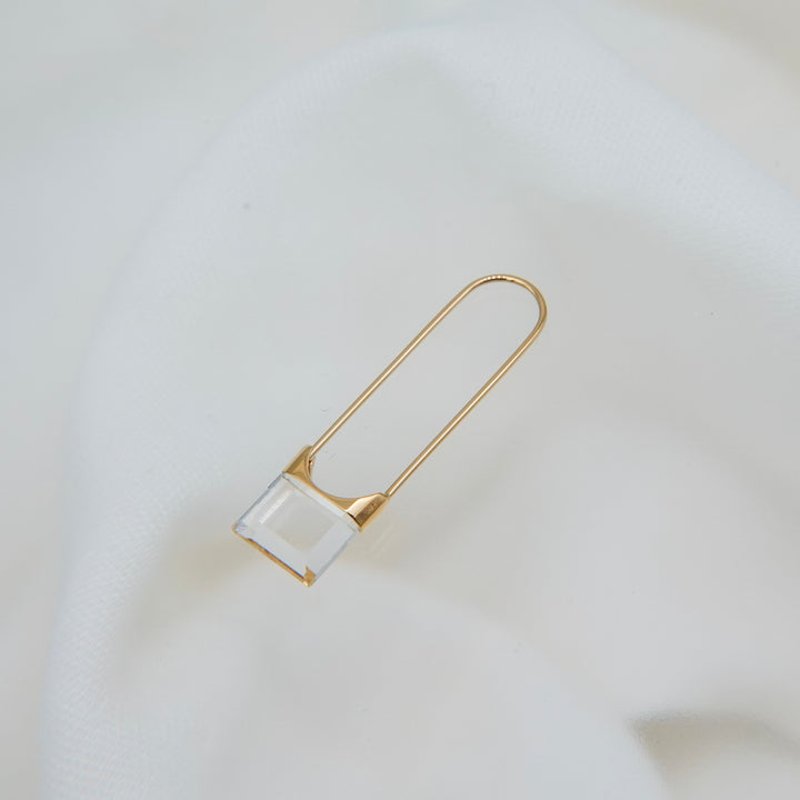Drop Quartz Pierced Earring Square
