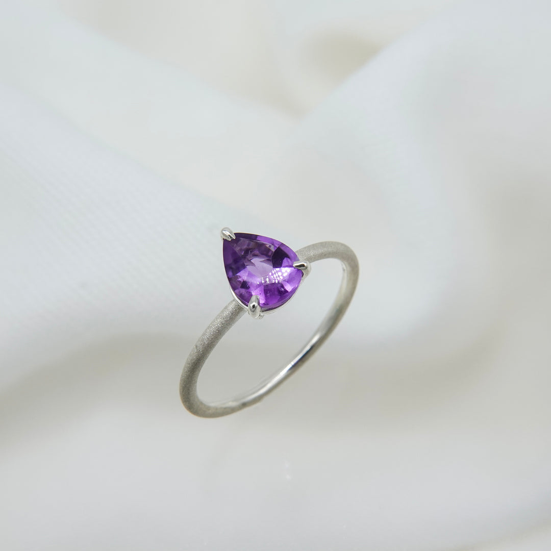 Amethyst ring