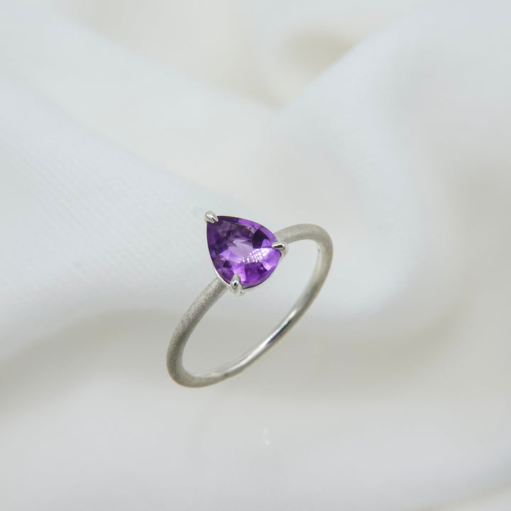 Amethyst ring