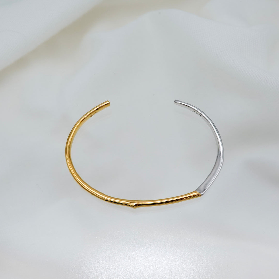 Bicolour Grass C-Bracelet