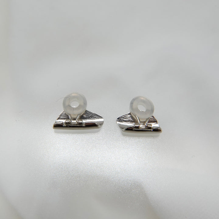 Fragment M earring