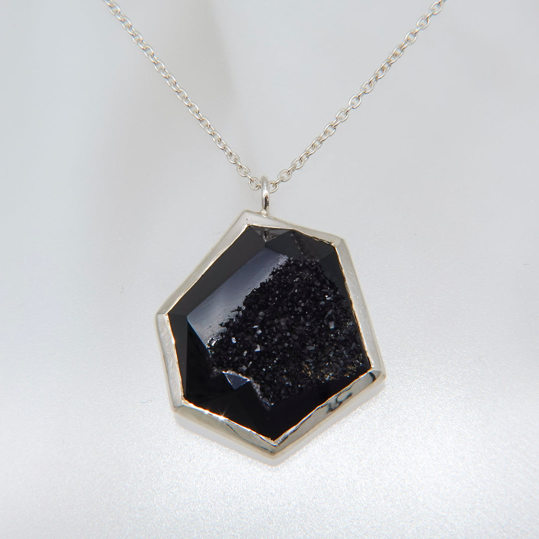 2025_onyx (agate)