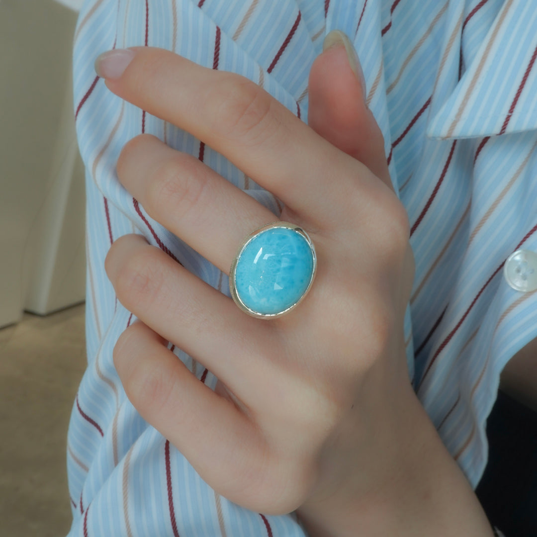 2068_Larimar