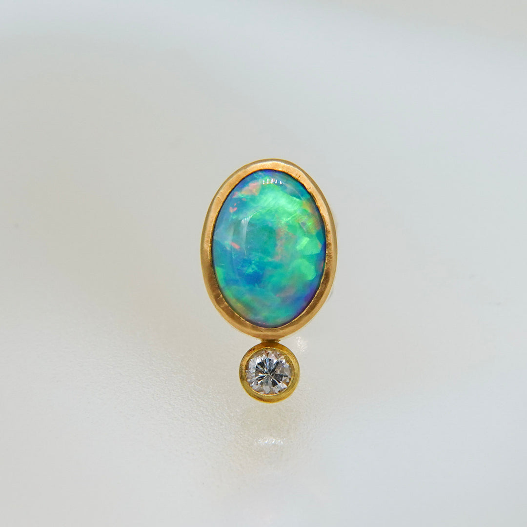 Crystal opal oval×diamond stud earrings