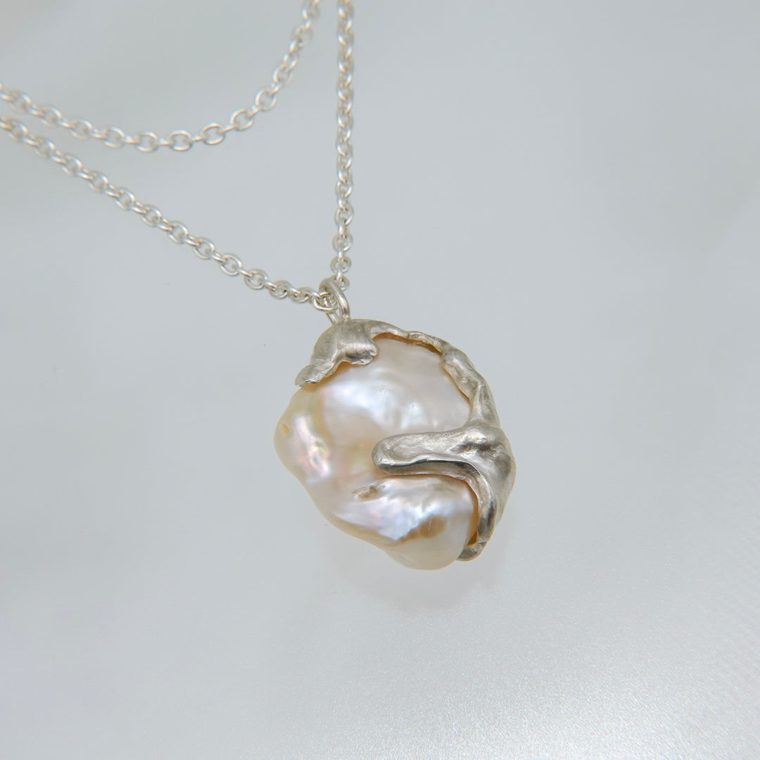 EROSION - Keshi Necklace (Short)