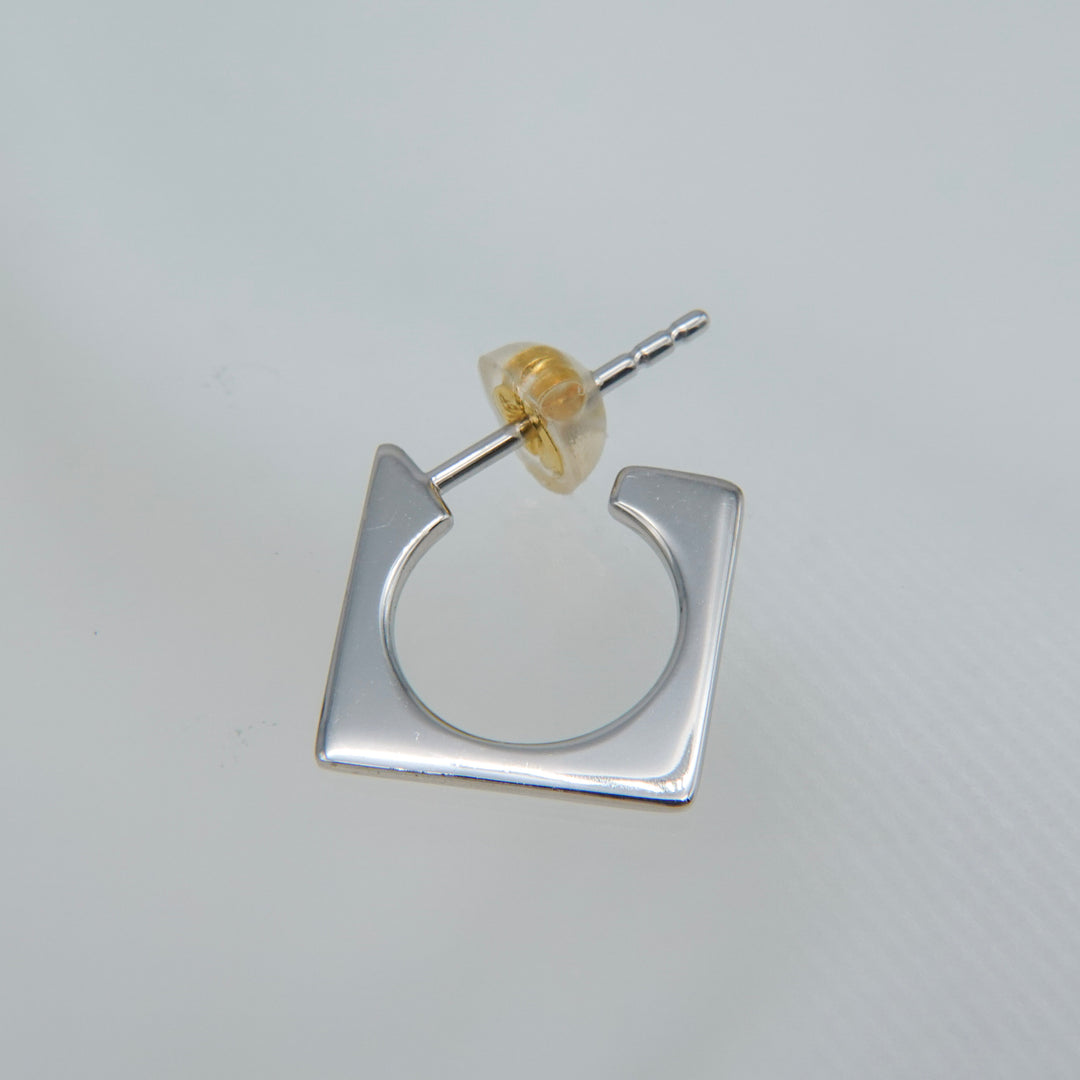 スモールスクエアピアス(RGP)