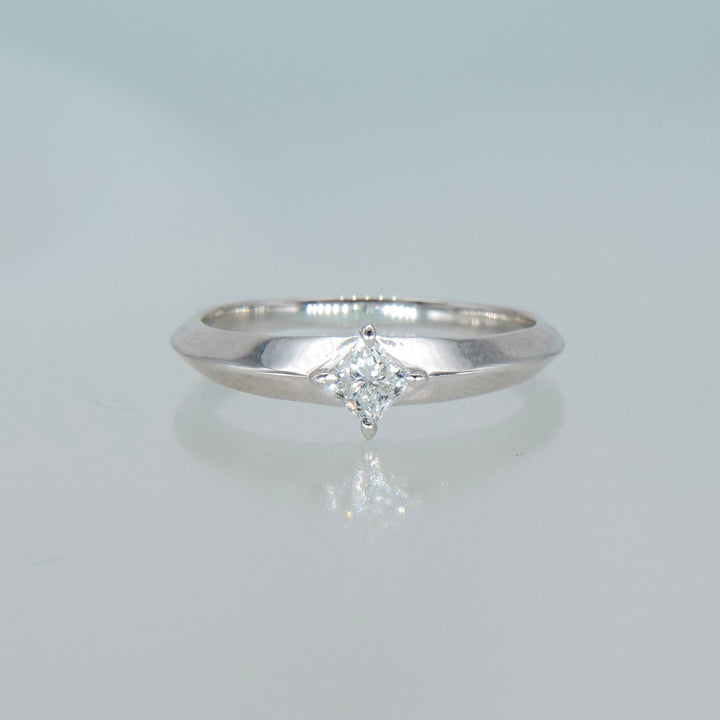 Prism Solitaire Ring -【Natural Diamond】