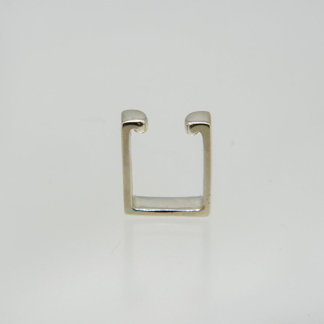 Square earcuff