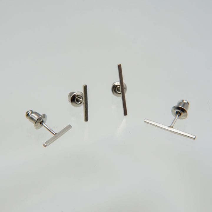 Thread pierced earring