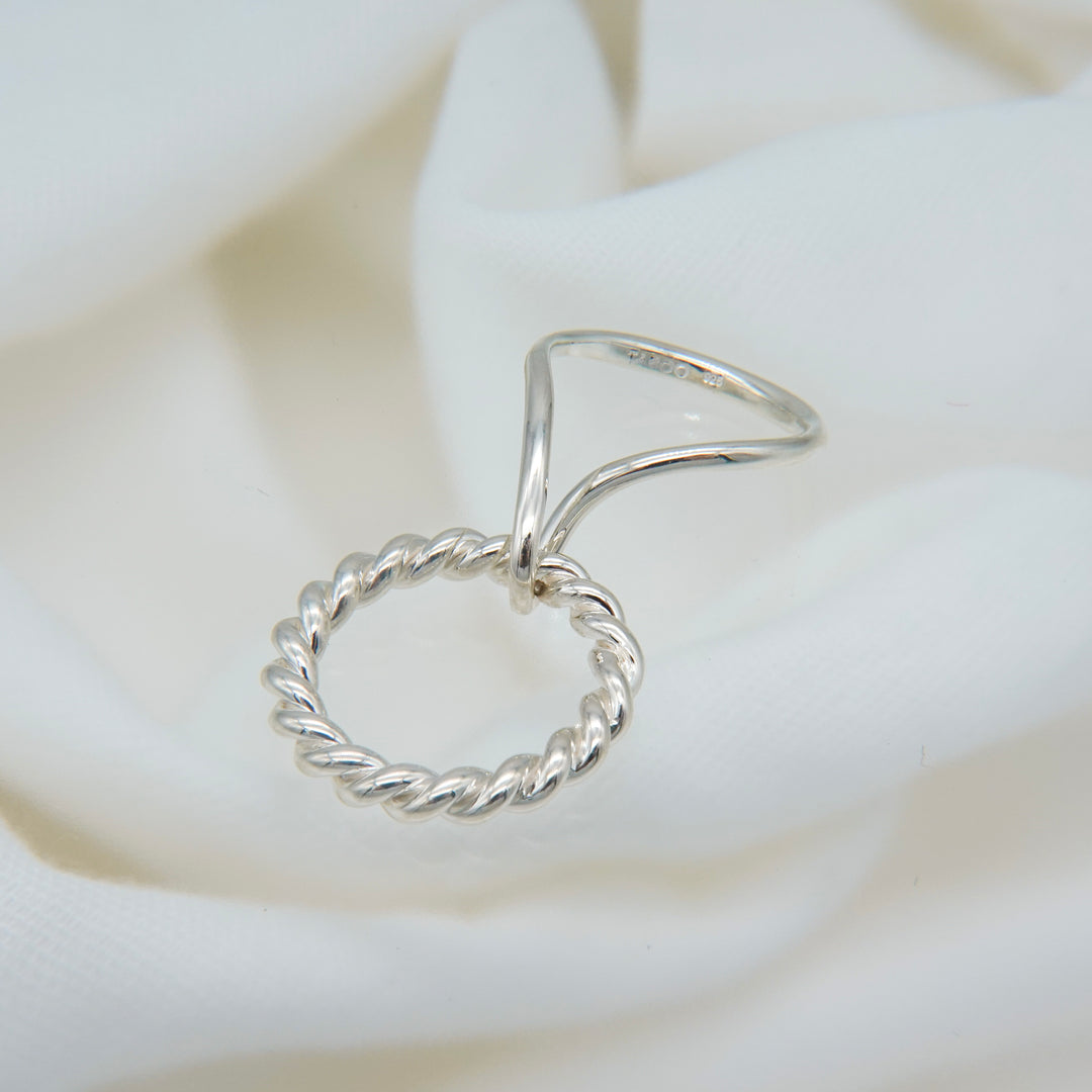 Selene 00:12 Dual Rotation（二重のまわり）