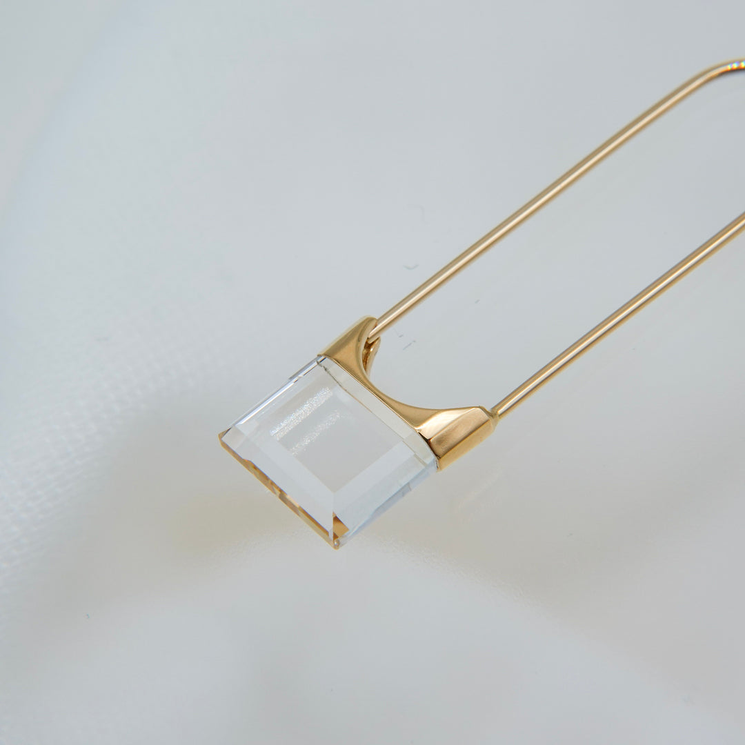 Drop Quartz Pierced Earring Square