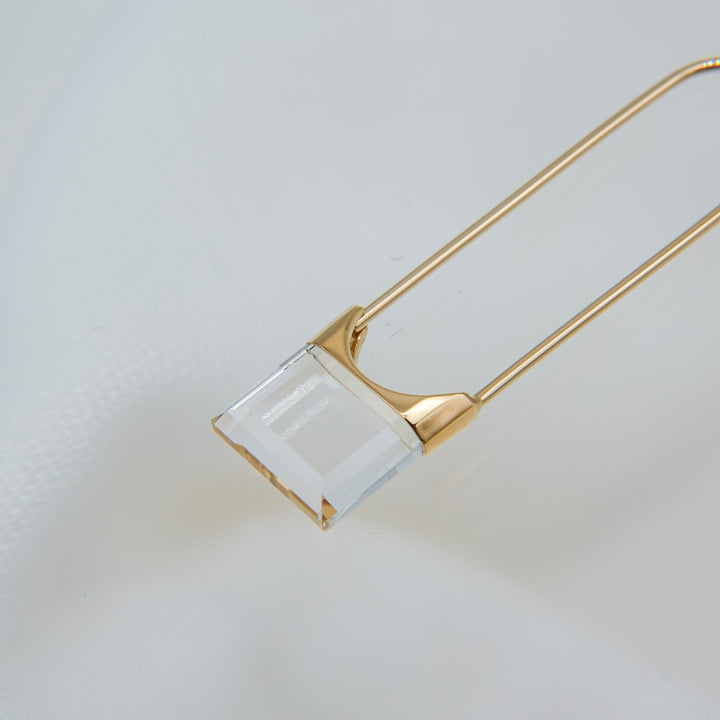 Drop Quartz Pierced Earring Square