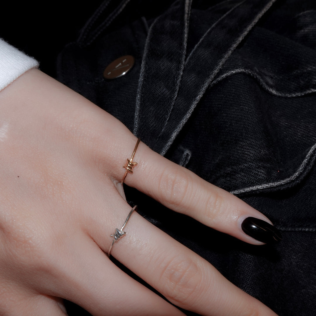 有刺鉄線リング