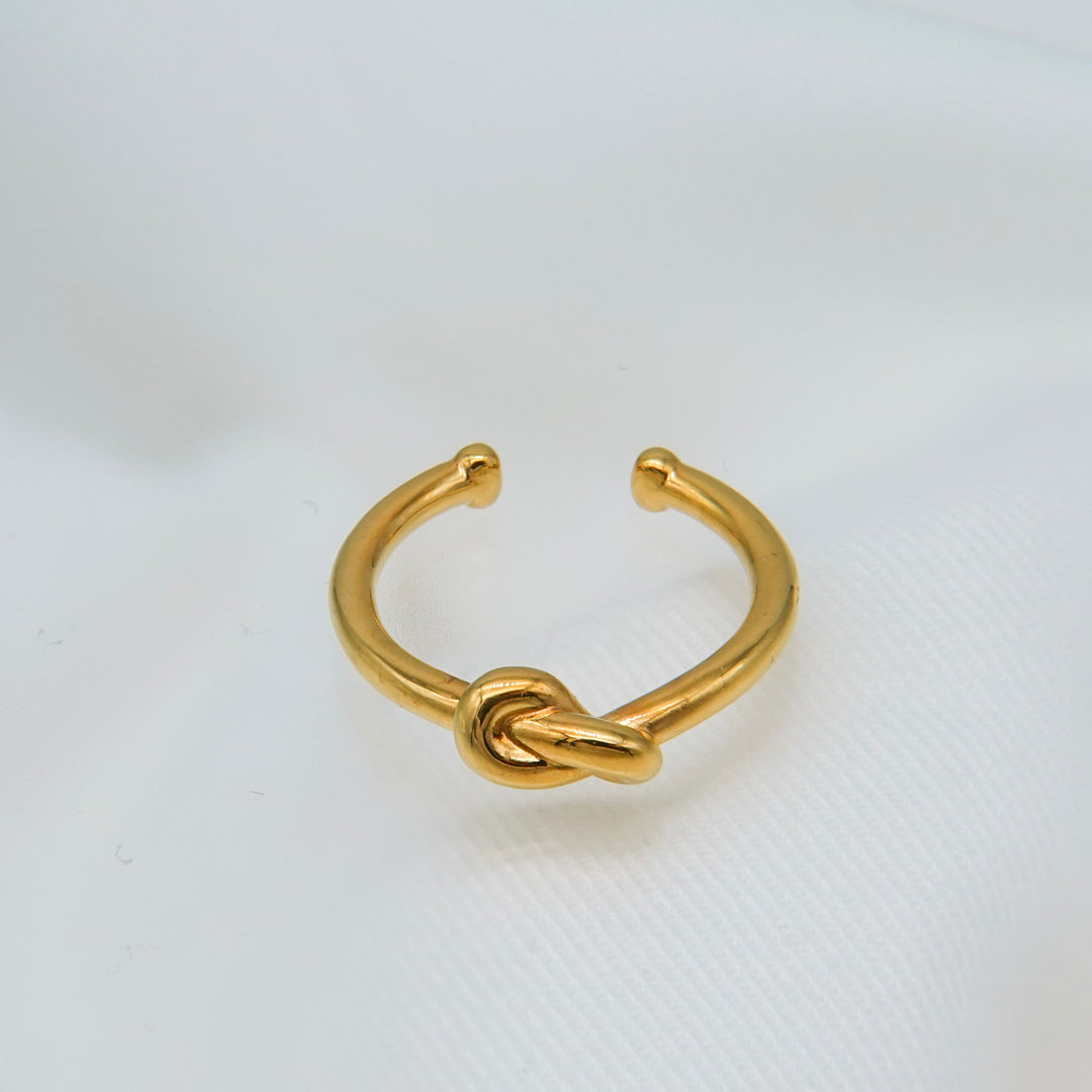 "Knot" ring (GOLD)