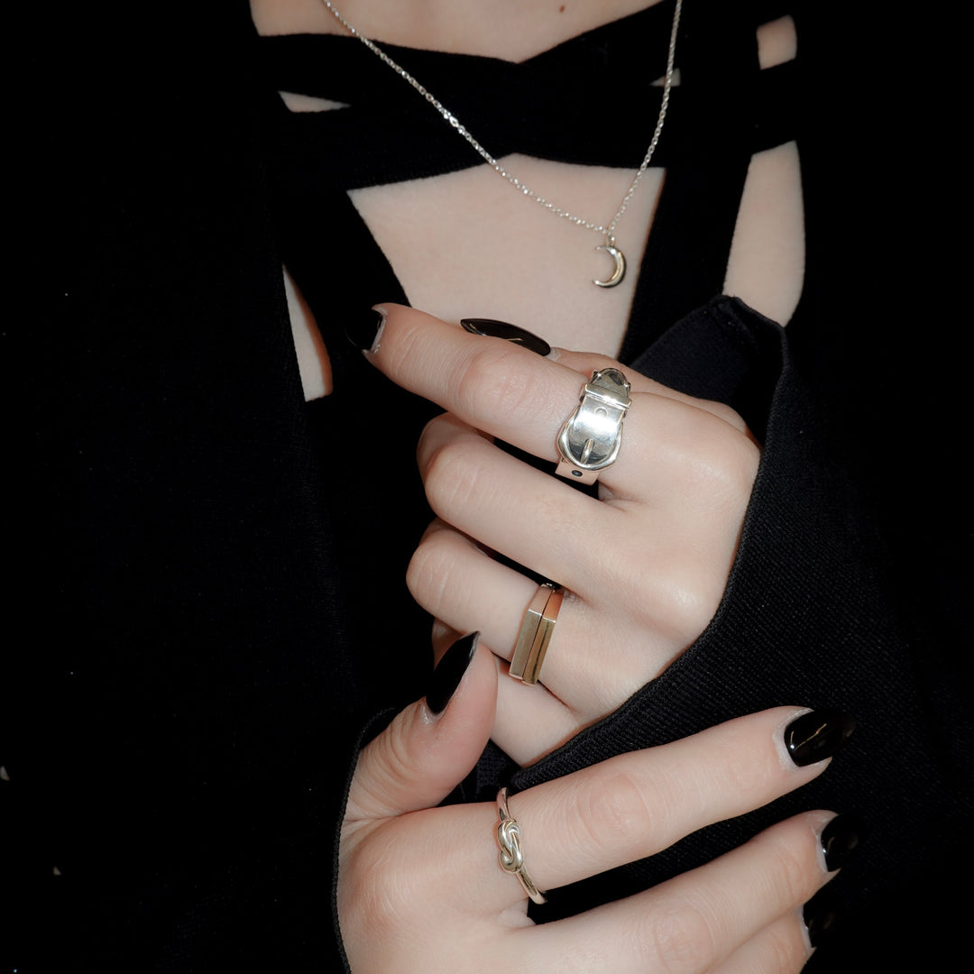 "Proto" signet  thin ring (GOLD)