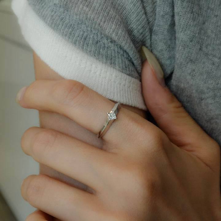 Prism Solitaire Ring -【Lab Grown Diamond】