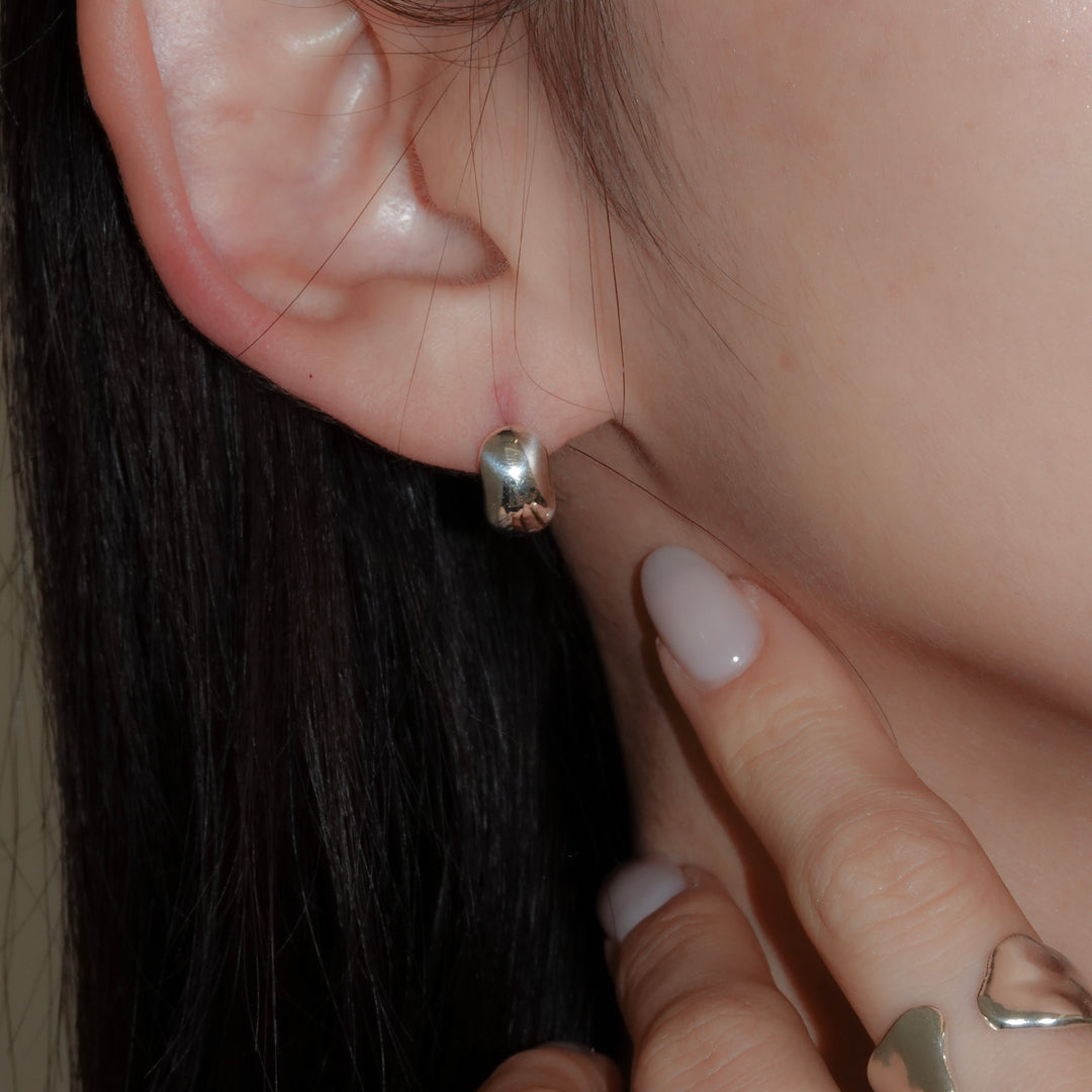 Distortion pierced earring