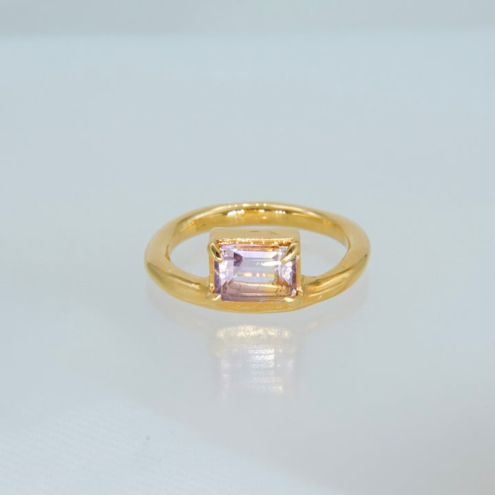 On the edge ring- Ametrine