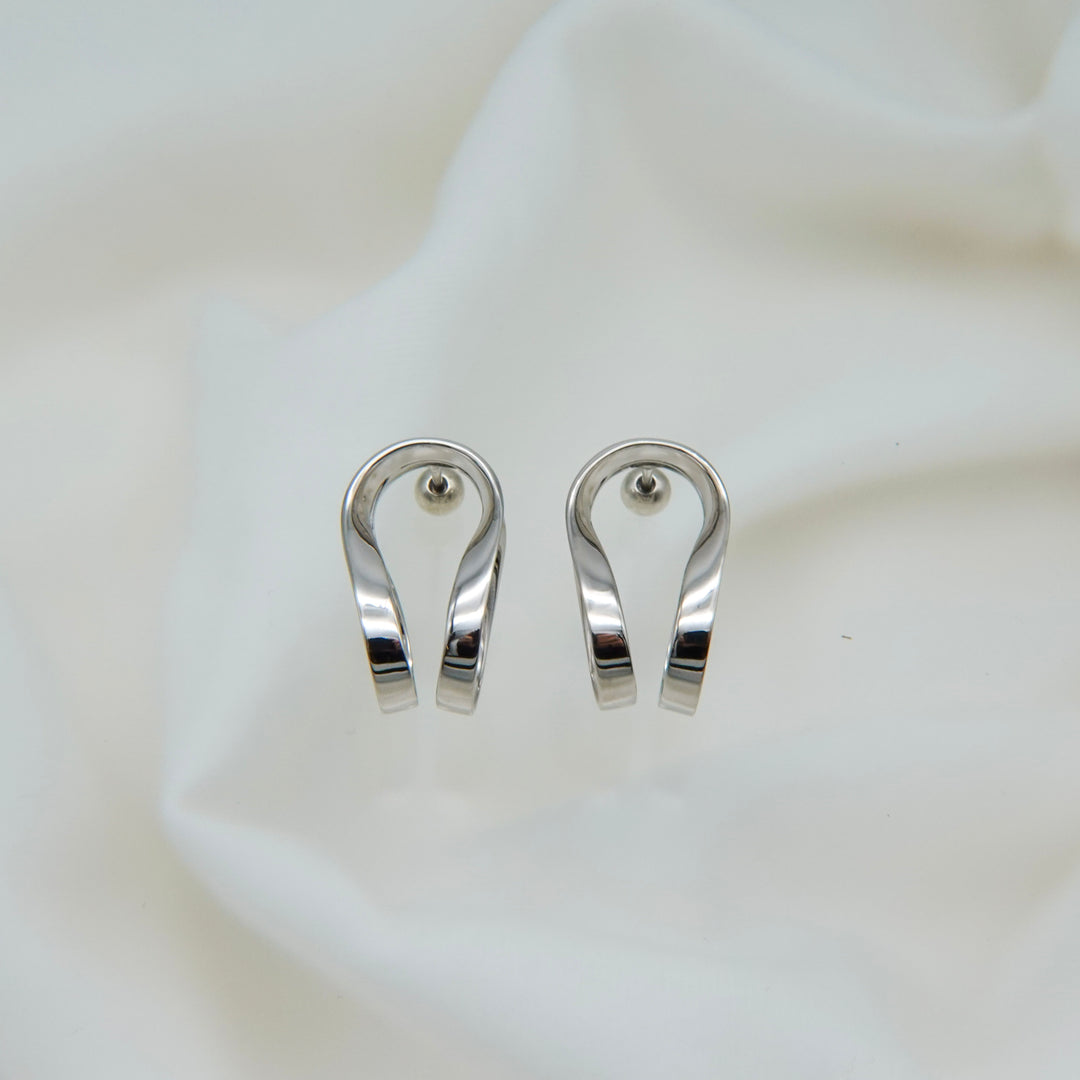 Kusaritoi Earrings M